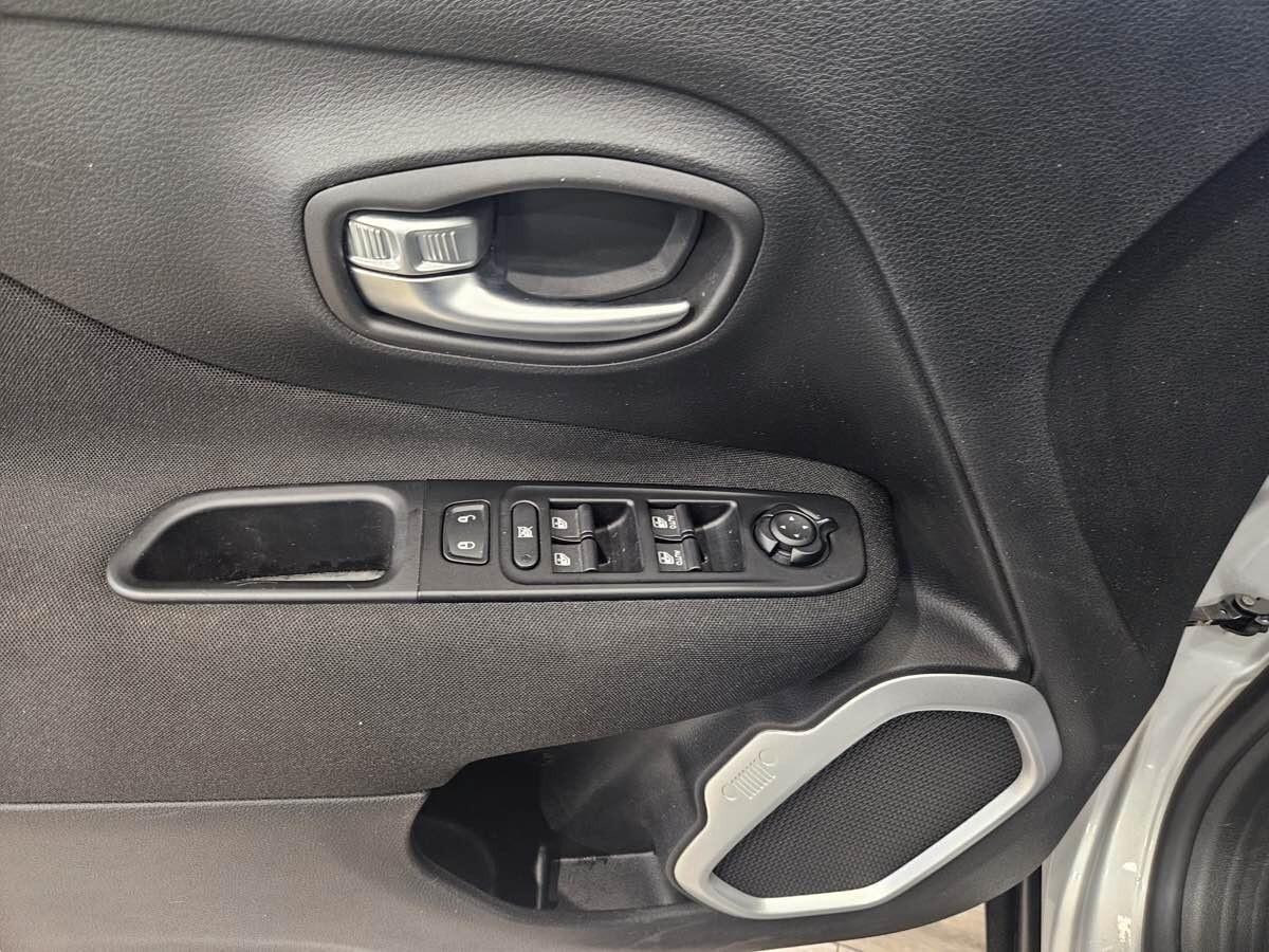 Jeep Renegade 1.6 Mjt 130 CV Longitude