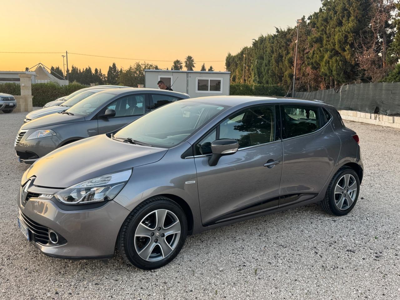 Renault Clio 1.2 75CV 5 porte Costume National