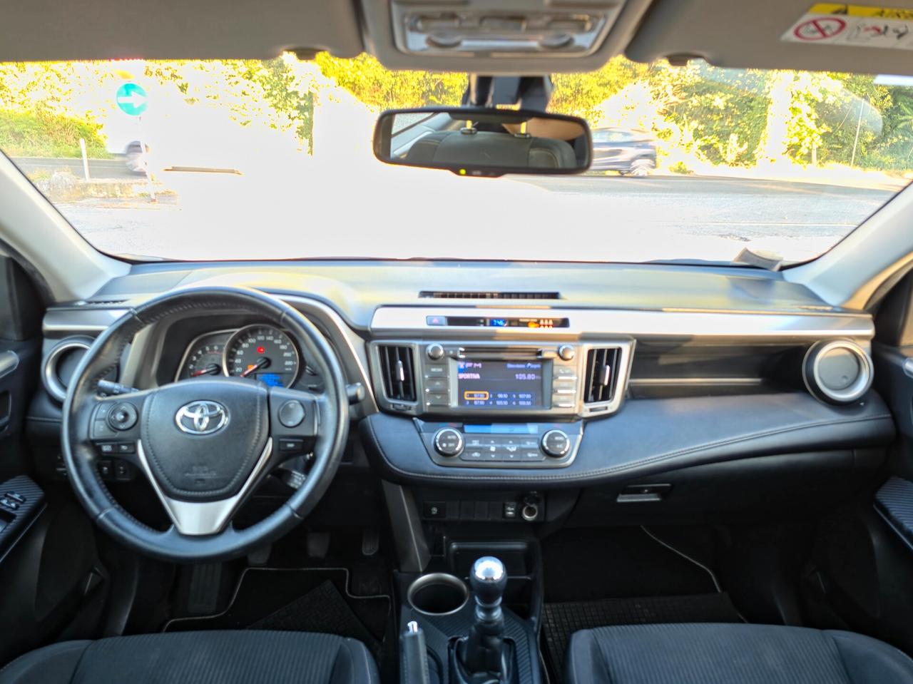 Toyota RAV 4 RAV4 2.0 D-4D 2WD CV-124 E5B Manuale NEO 2013