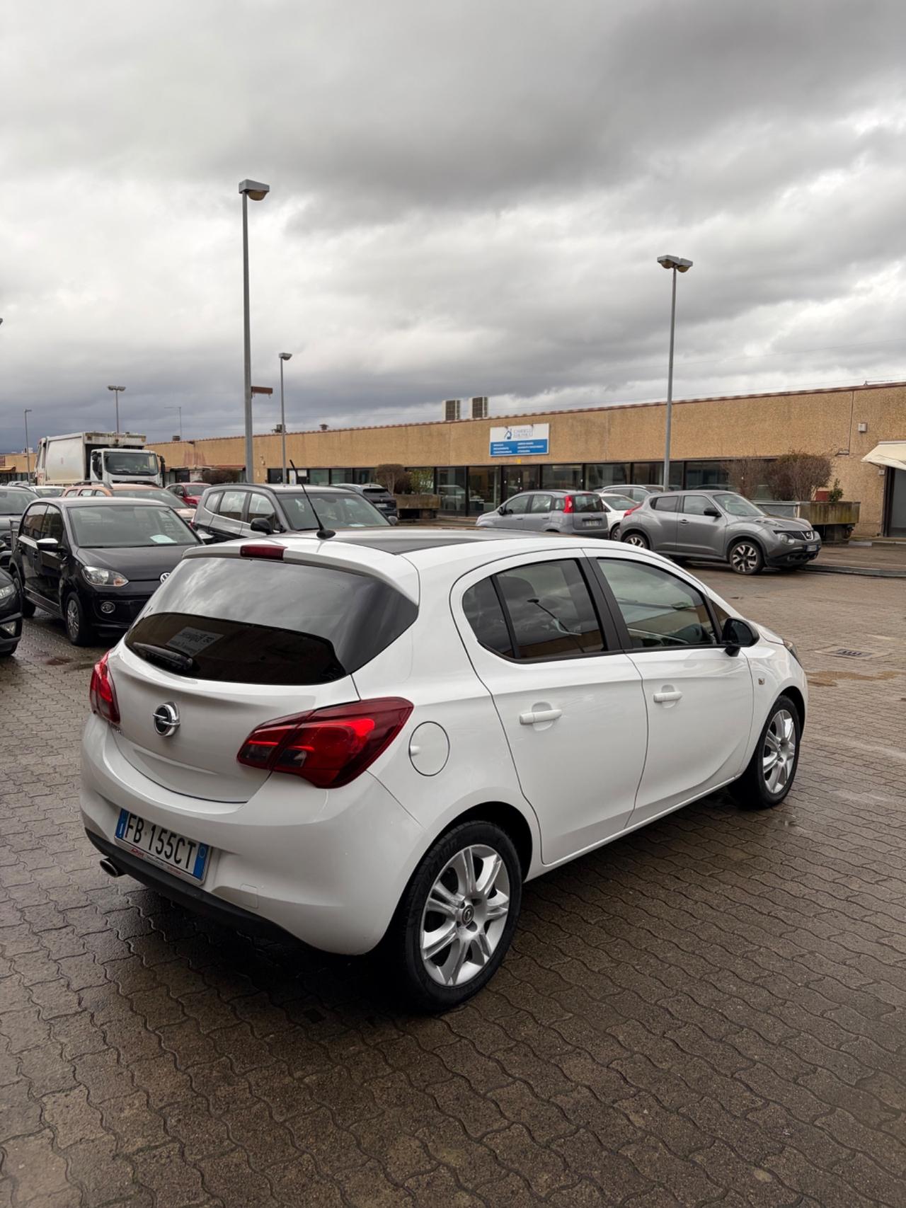 Opel Corsa 1.4 90CV GPL Tech 5 porte b-Color