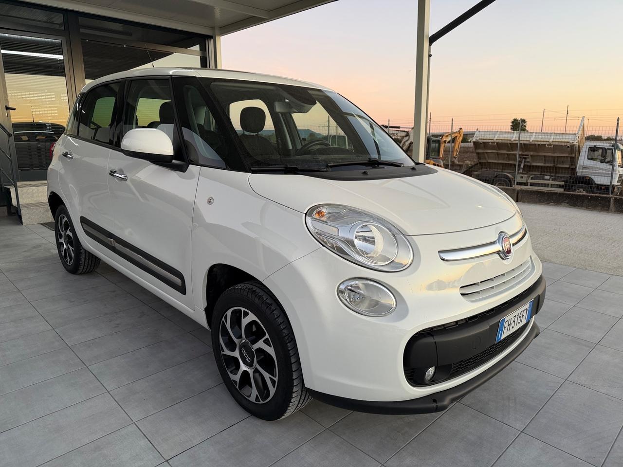 Fiat 500L 0.9 TwinAir Turbo Natural Power Lounge