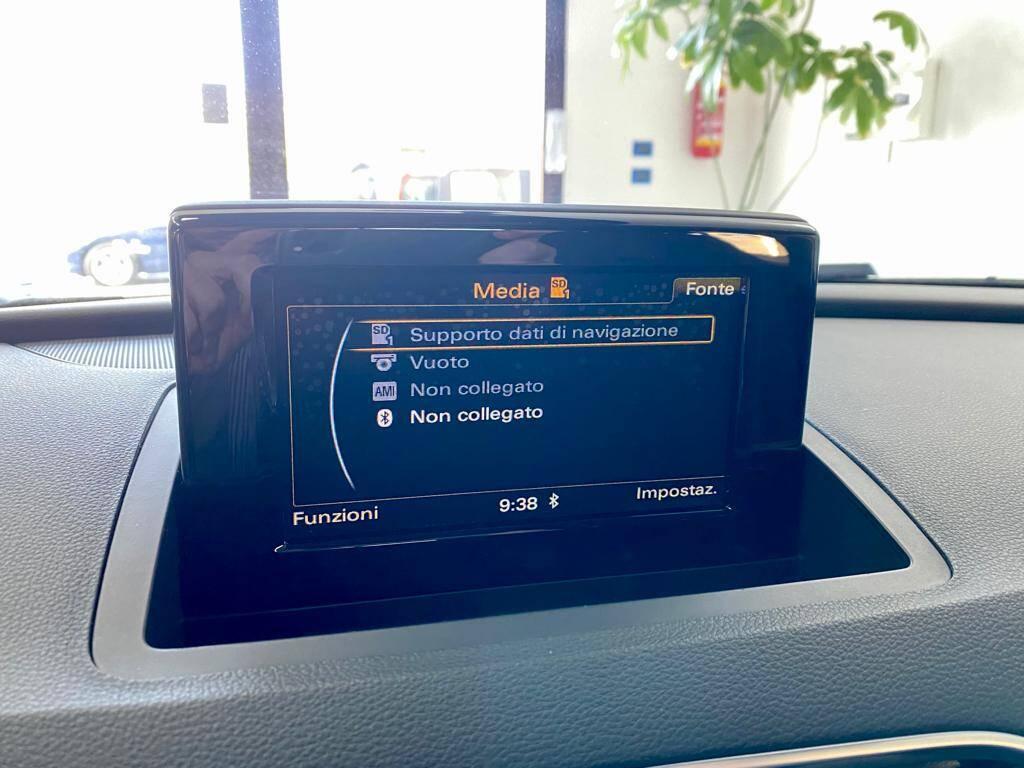 Audi Q3 2.0 tdi Business 150cv s-tronic