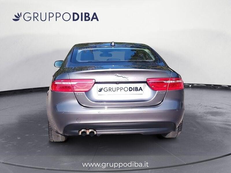 Jaguar XE Diesel 2.0d Pure 180cv auto