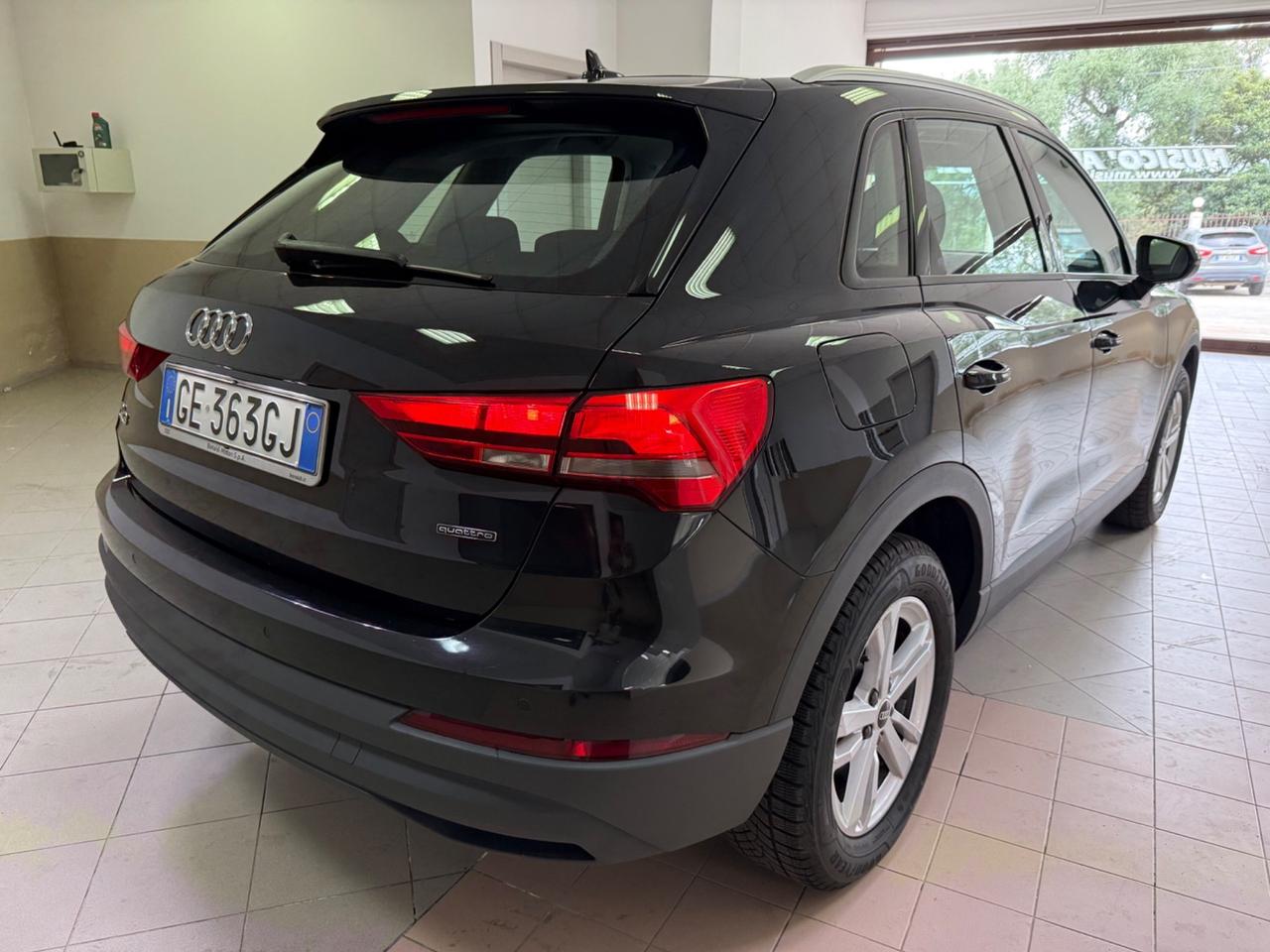 Audi Q3 35 TDI quattro S tronic Business