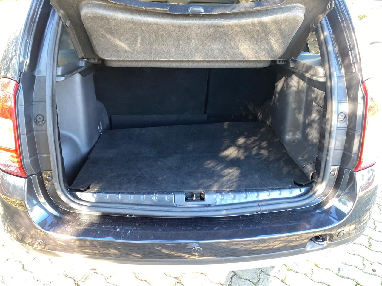 Dacia Duster 1.5 dCi 110CV 4x4 INSERIBILE E DISINSERIBILE ---KM CERTIFICATI DACIA