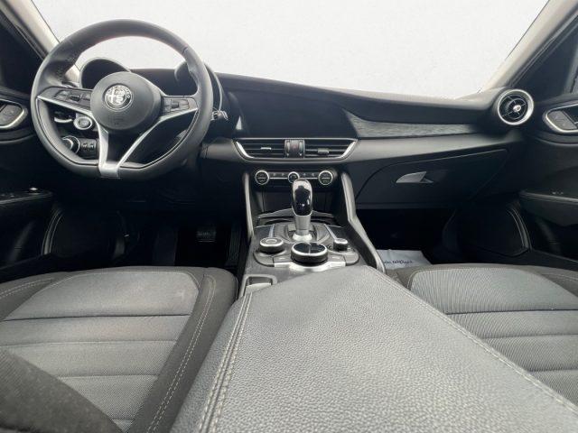 ALFA ROMEO Giulia 2.0 Turbo 200 CV AT8 Business