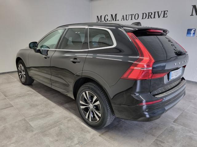 VOLVO XC60 B5 (d) AWD Geartronic Momentum Pro
