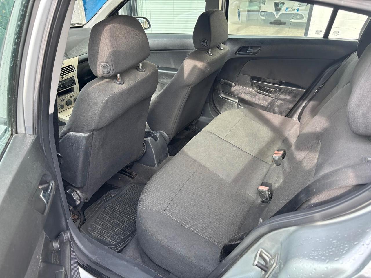 Opel Astra 1.7 CDTI 101CV 5 porte Enjoy