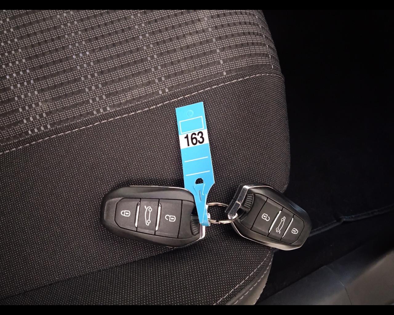 PEUGEOT 308 II 2018 - 308 5p 1.5 bluehdi Allure s&s 130cv