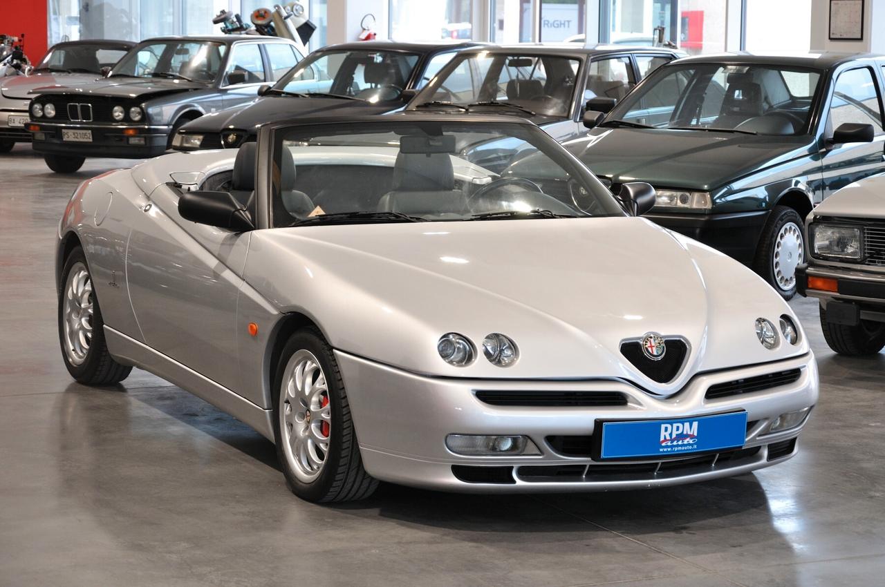 Alfa Romeo Spider 3.0i V6 24V cat L