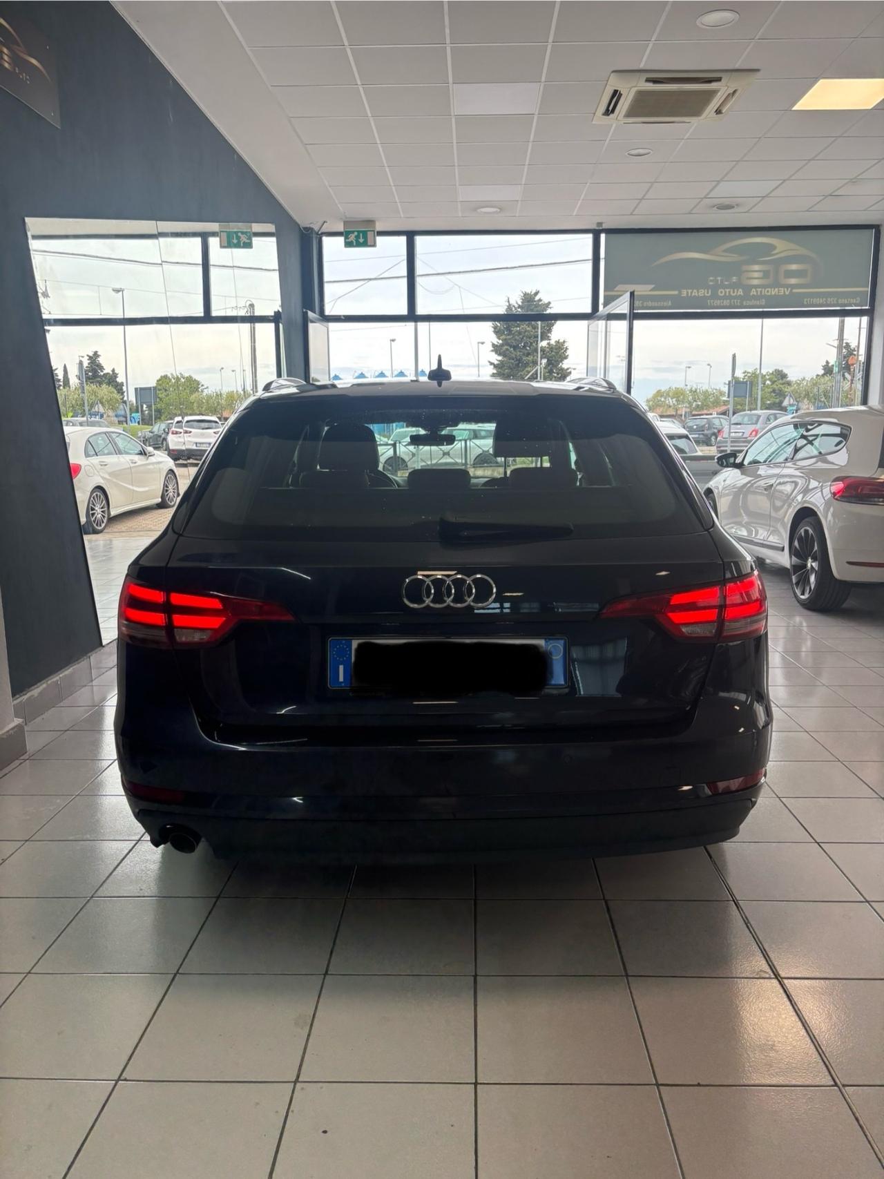 Audi A4 2.0 TDI 150 CV S tronic Business