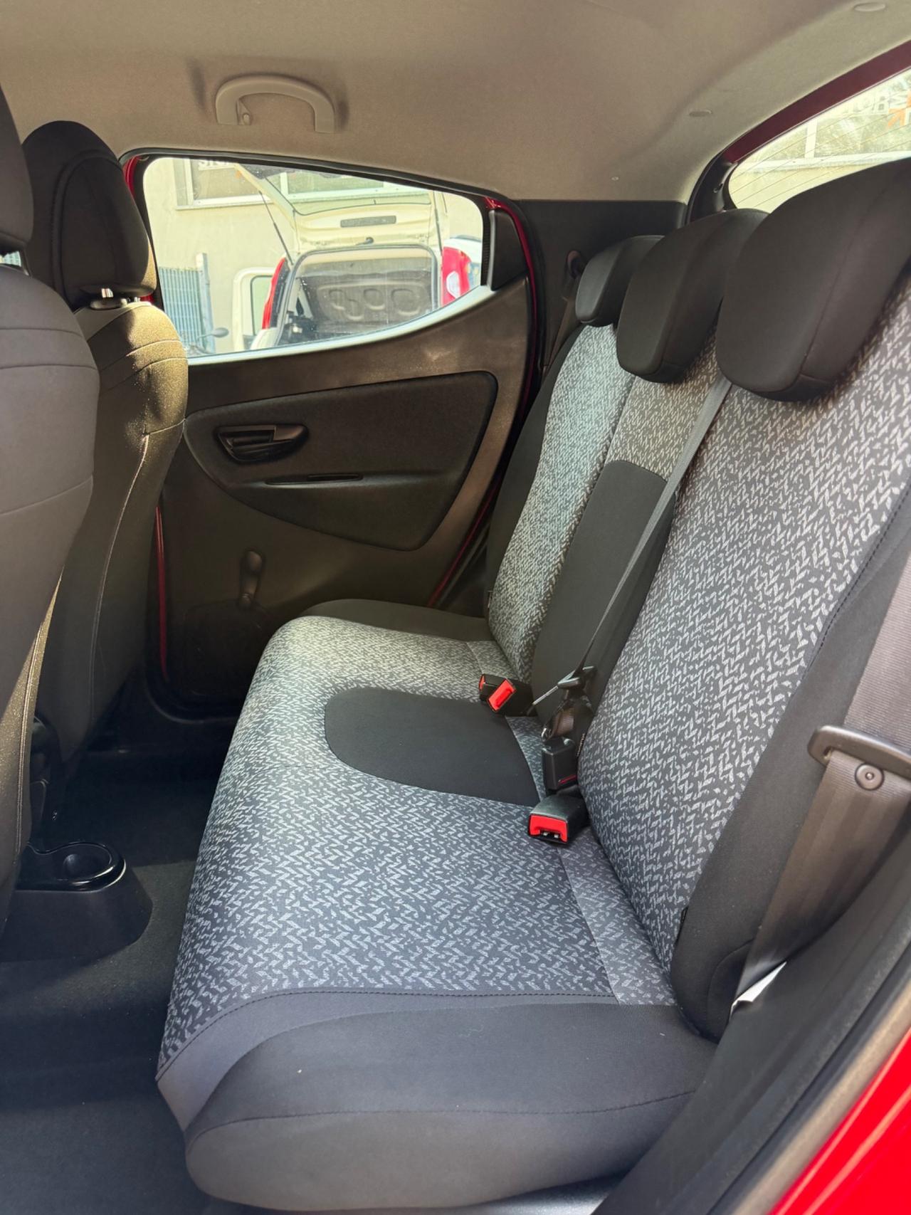 Lancia Ypsilon 1.2 Neopatentati Euro 6
