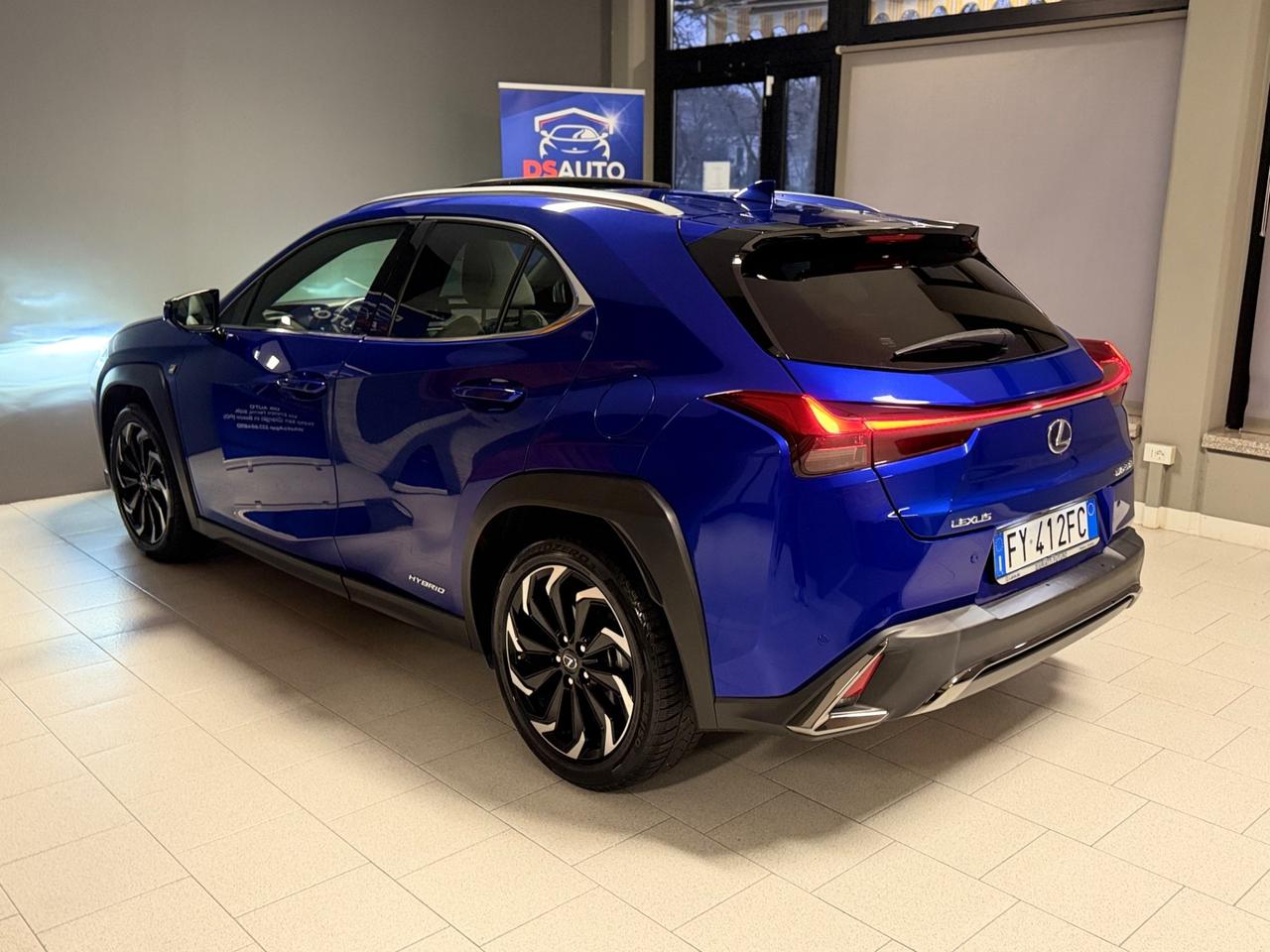 Lexus UX Hybrid 4WD F Sport