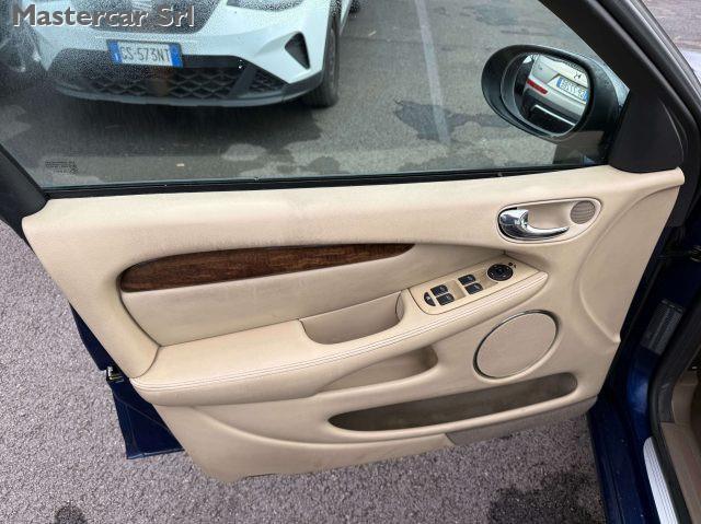 JAGUAR X-Type X-Type Berlina 3.0 V6 Executive 4X4 CN991GX