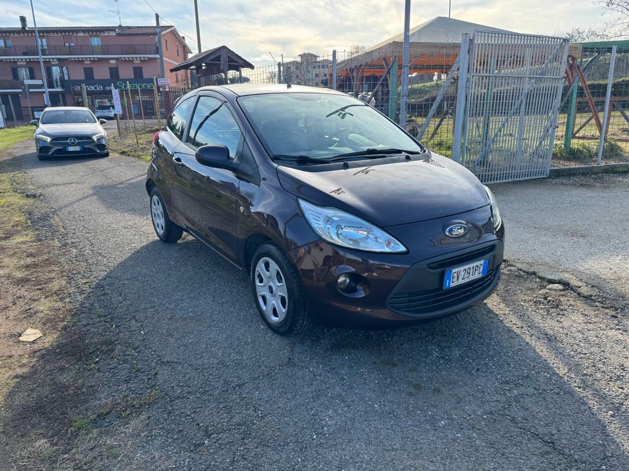 Ford Ka 1.2 8V 69CV Titanium OK NEOPATENTATI