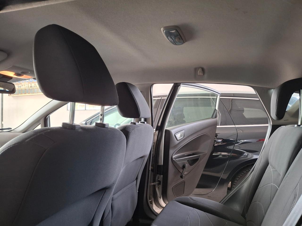 Ford Fiesta 1.4 5p. Bz.- GPL Titanium