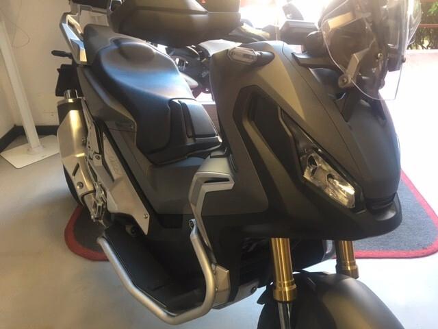 Honda X-ADV 750 ABS