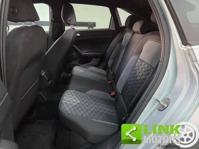 VOLKSWAGEN Taigo 1.0 TSI 110 CV R-Line NEOPATENTATI GARANZIA