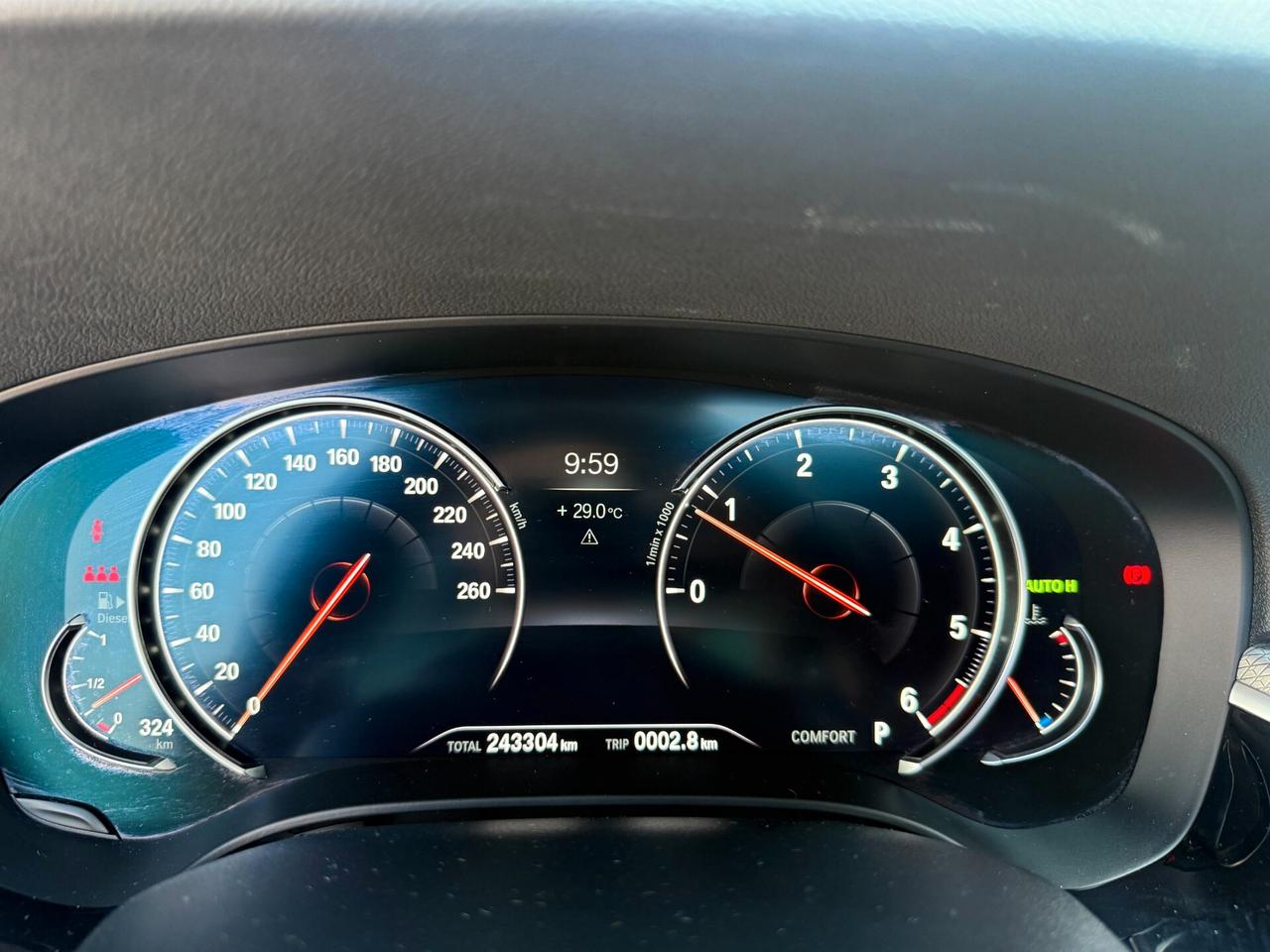 BMW 520 Berlina 520d Msport auto / TETTUCCIO APRIBILE