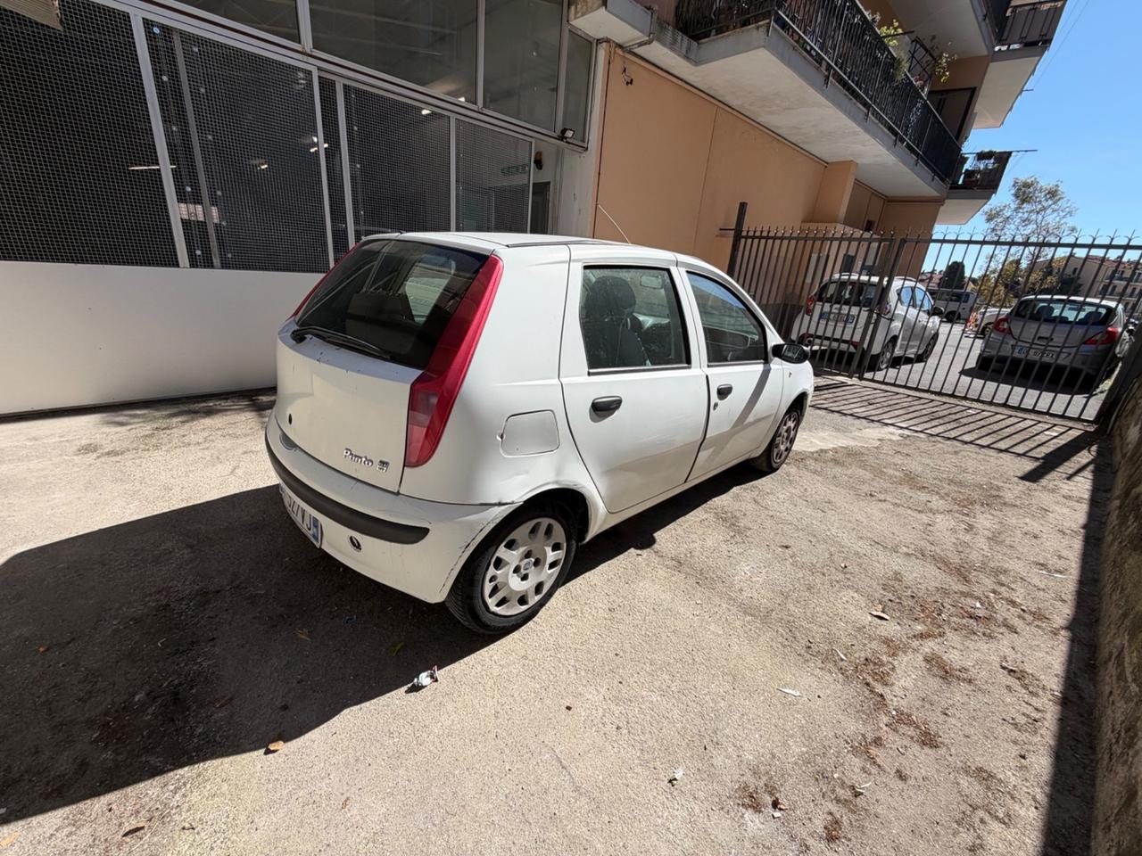 Fiat Punto 1.2i cat 5 porte EL