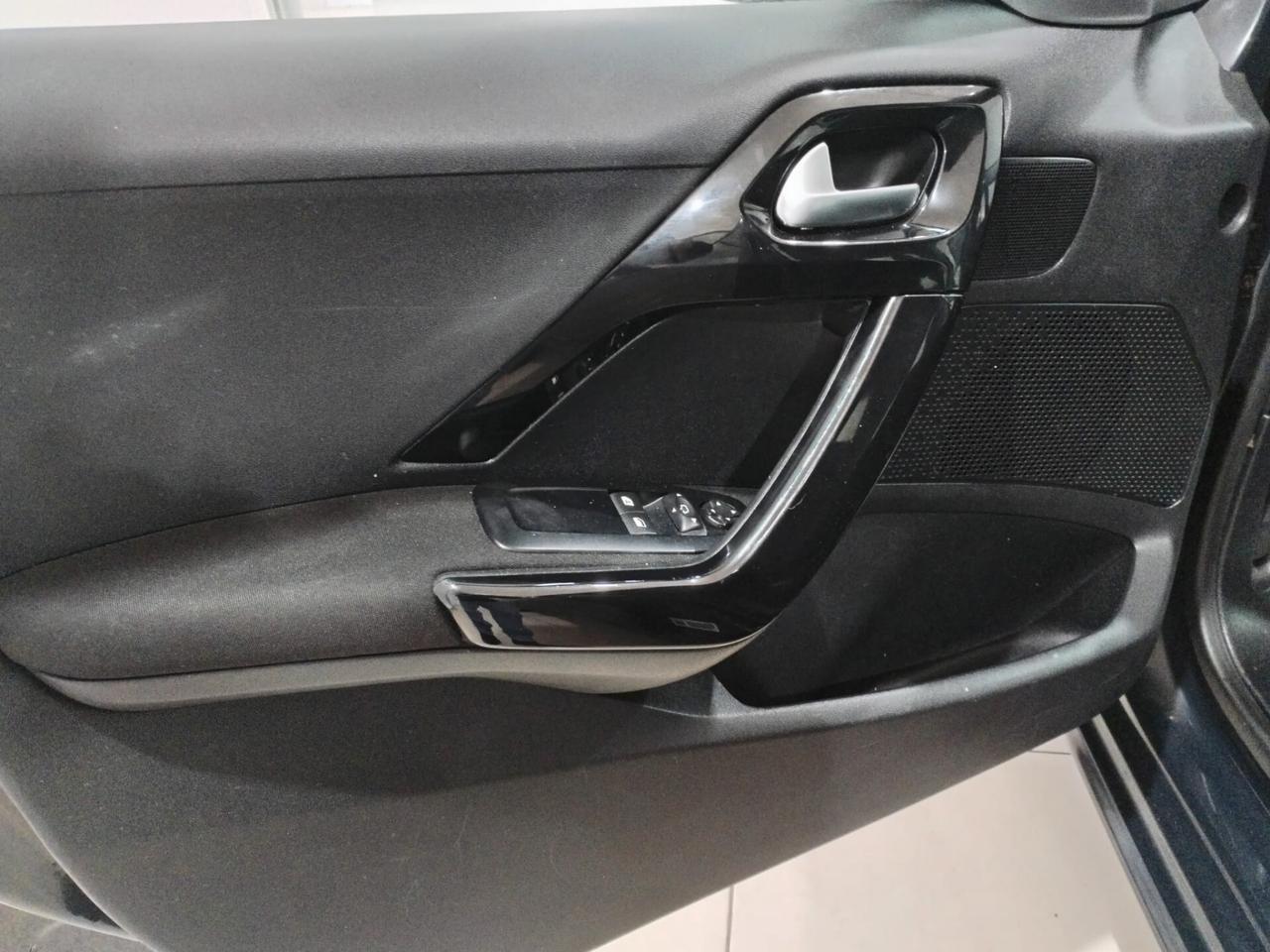 Peugeot 208 BlueHDi 75 S&S 5 porte Active