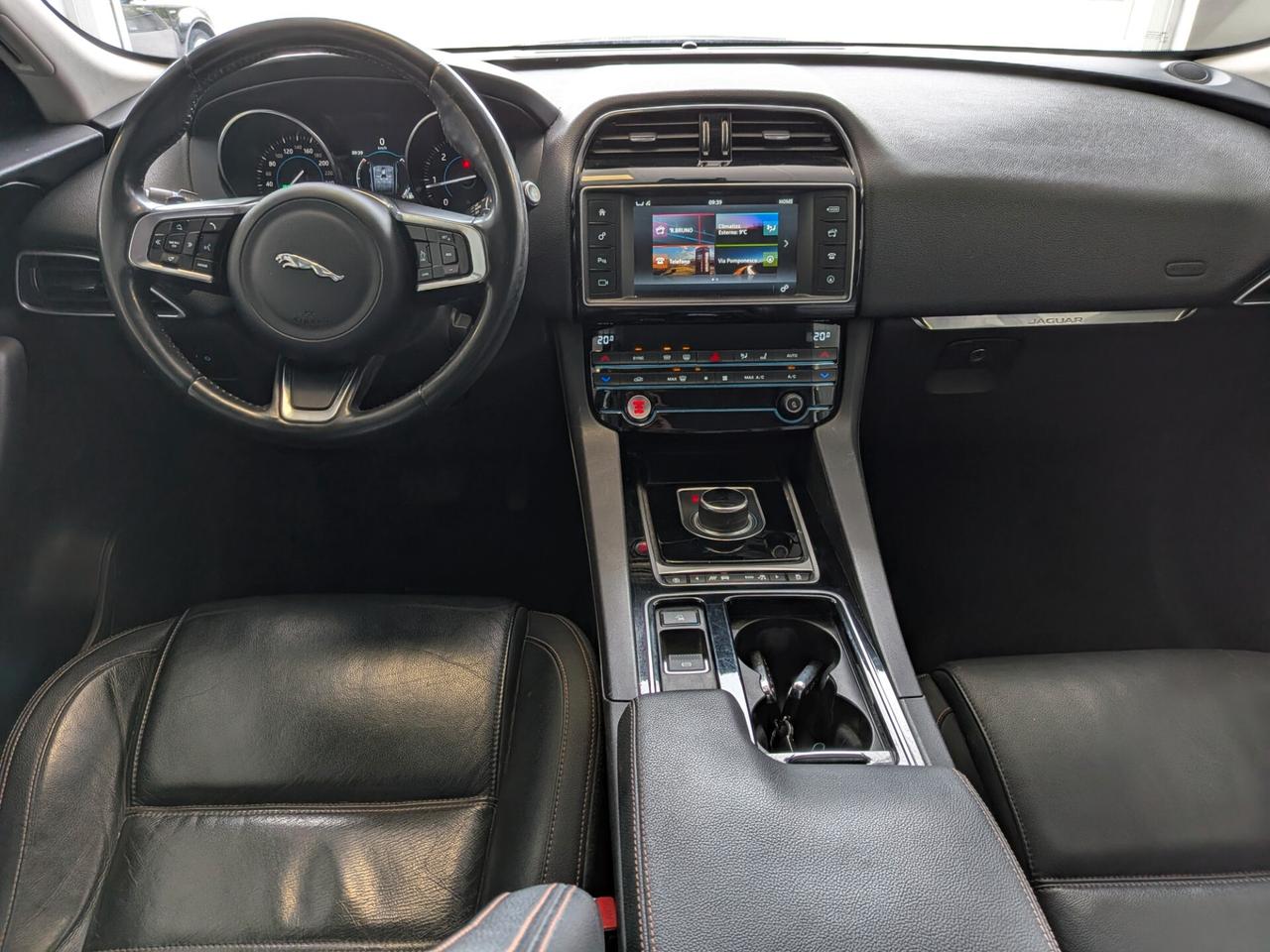 JAGUAR F-PACE 2.0 D AWD - 180 CV