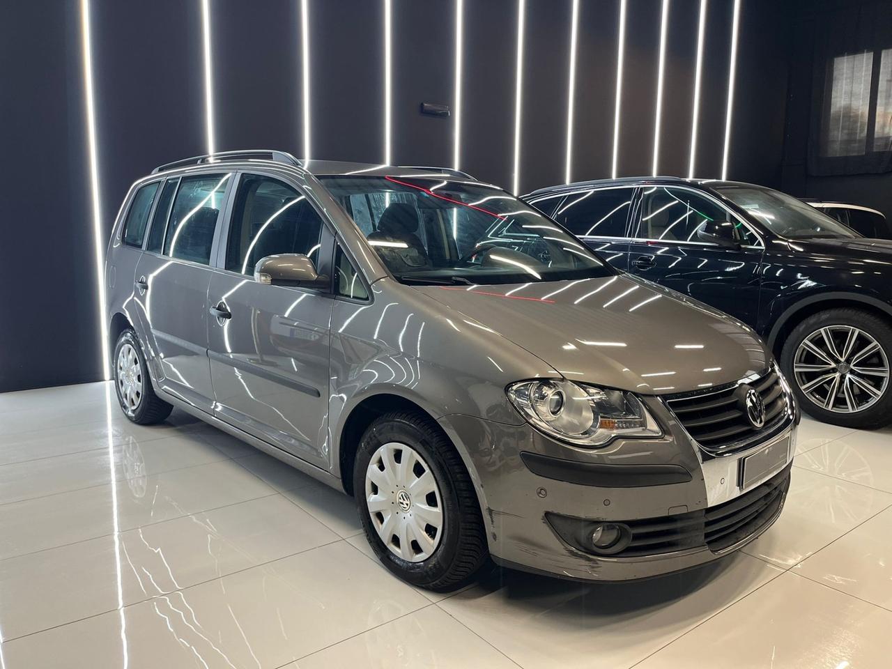 Volkswagen Touran 1.9 TDI 105CV Conceptline 7 POSTI UNICO PROPRIETARIO