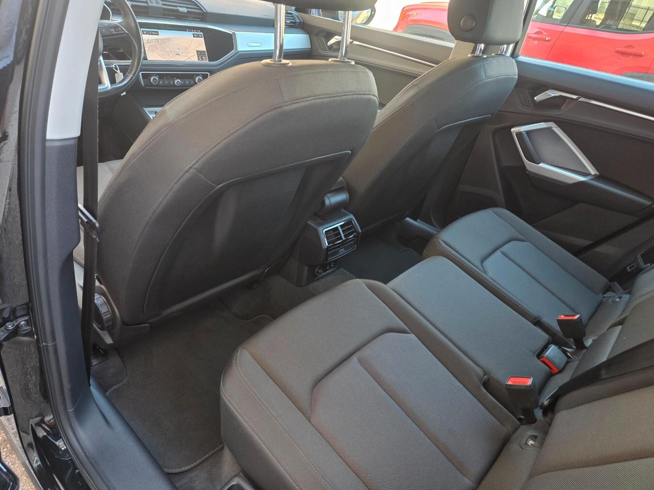 AUDI Q3 ANNO 2022 2.0 TDI 150 CV KM CERTIFICATI