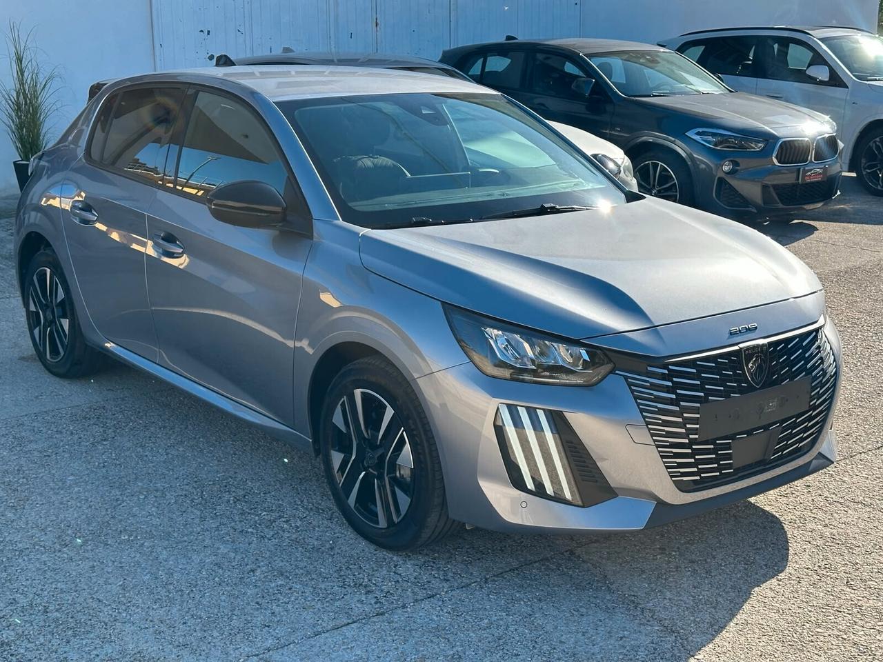 Peugeot 208 Hybrid 110 e-DCS6 Allure