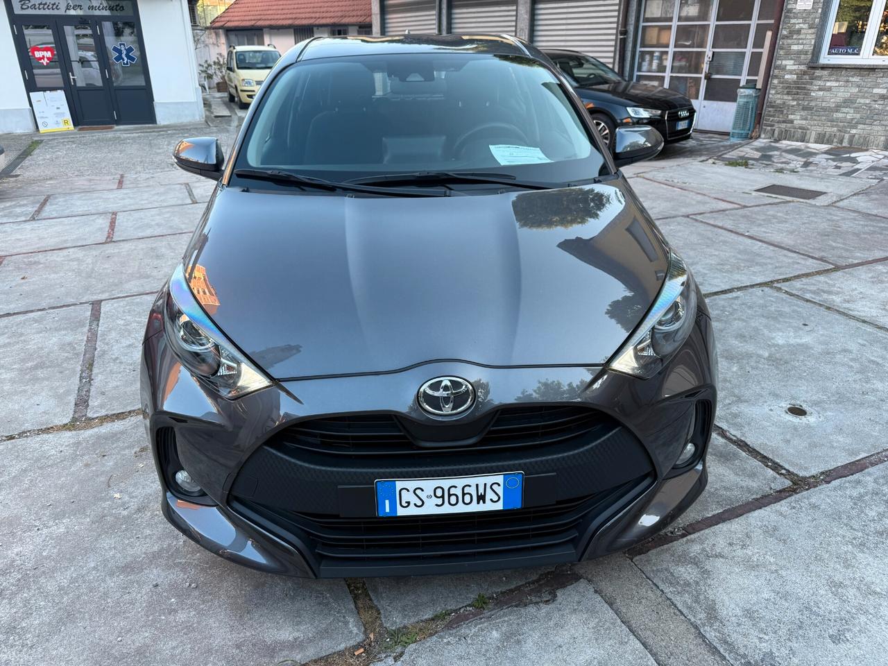 Toyota Yaris 1.0 5 porte Active