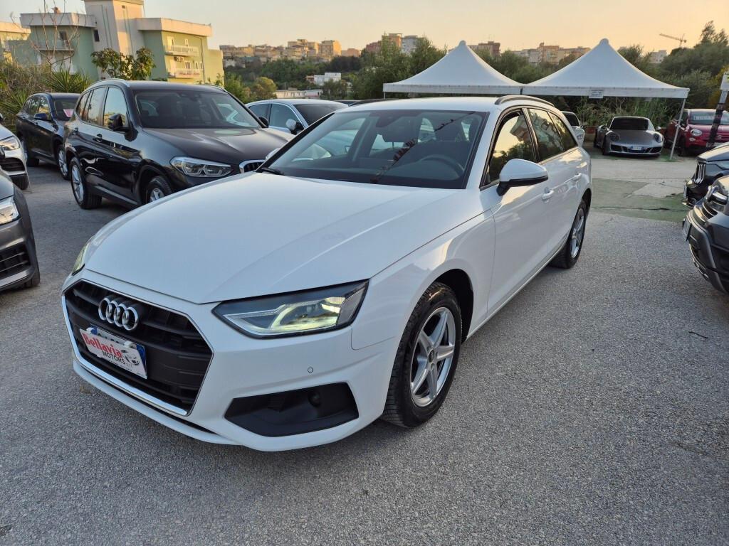 Audi A4 Avant 2.0 TDI S-tronic Business mild hybrid