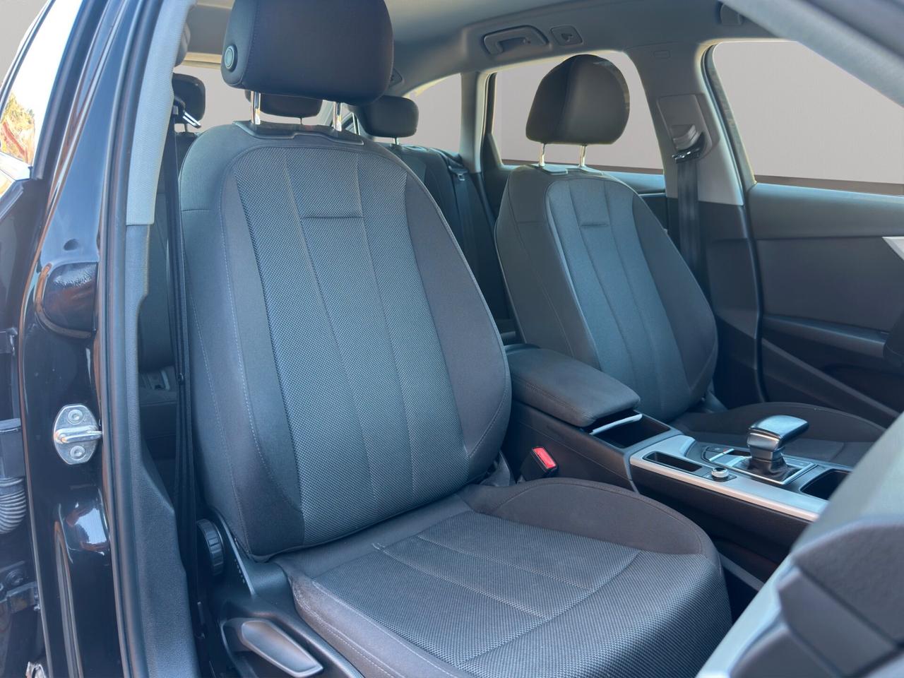 Audi A4 Avant 40 TDI quattro S tronic Business Advanced