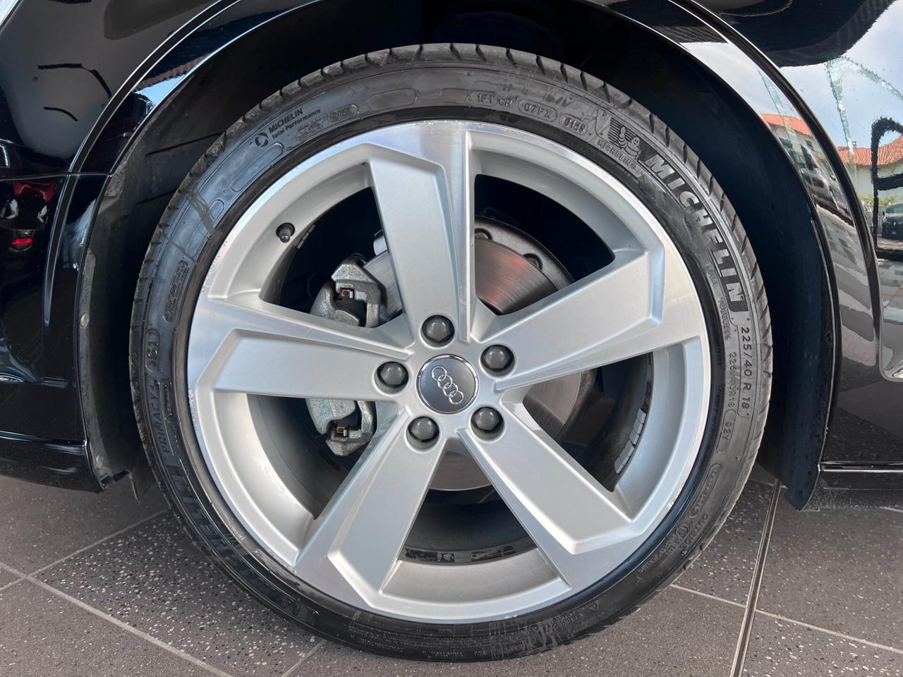 Audi A3 Sedan 1.6 TDI 116 CV S tronic Sport