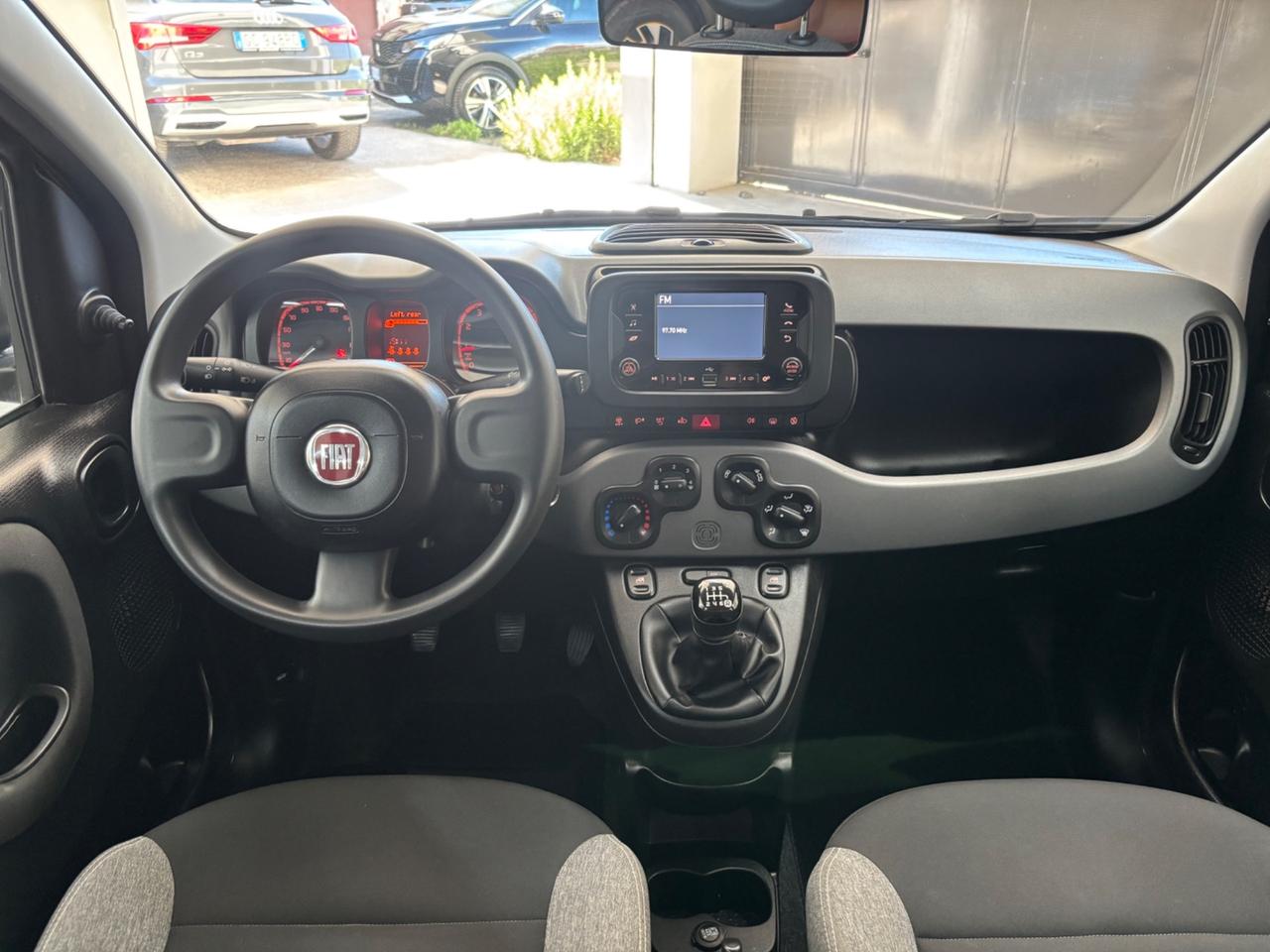 Fiat Panda 1.0 FireFly S&S Hybrid Garmin