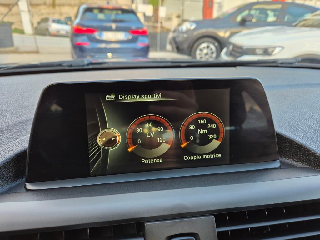 Bmw serie 1 116d 5p Business Navi