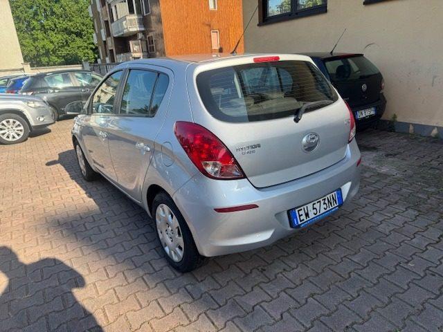 HYUNDAI i20 1.2 5p. Sound Edition