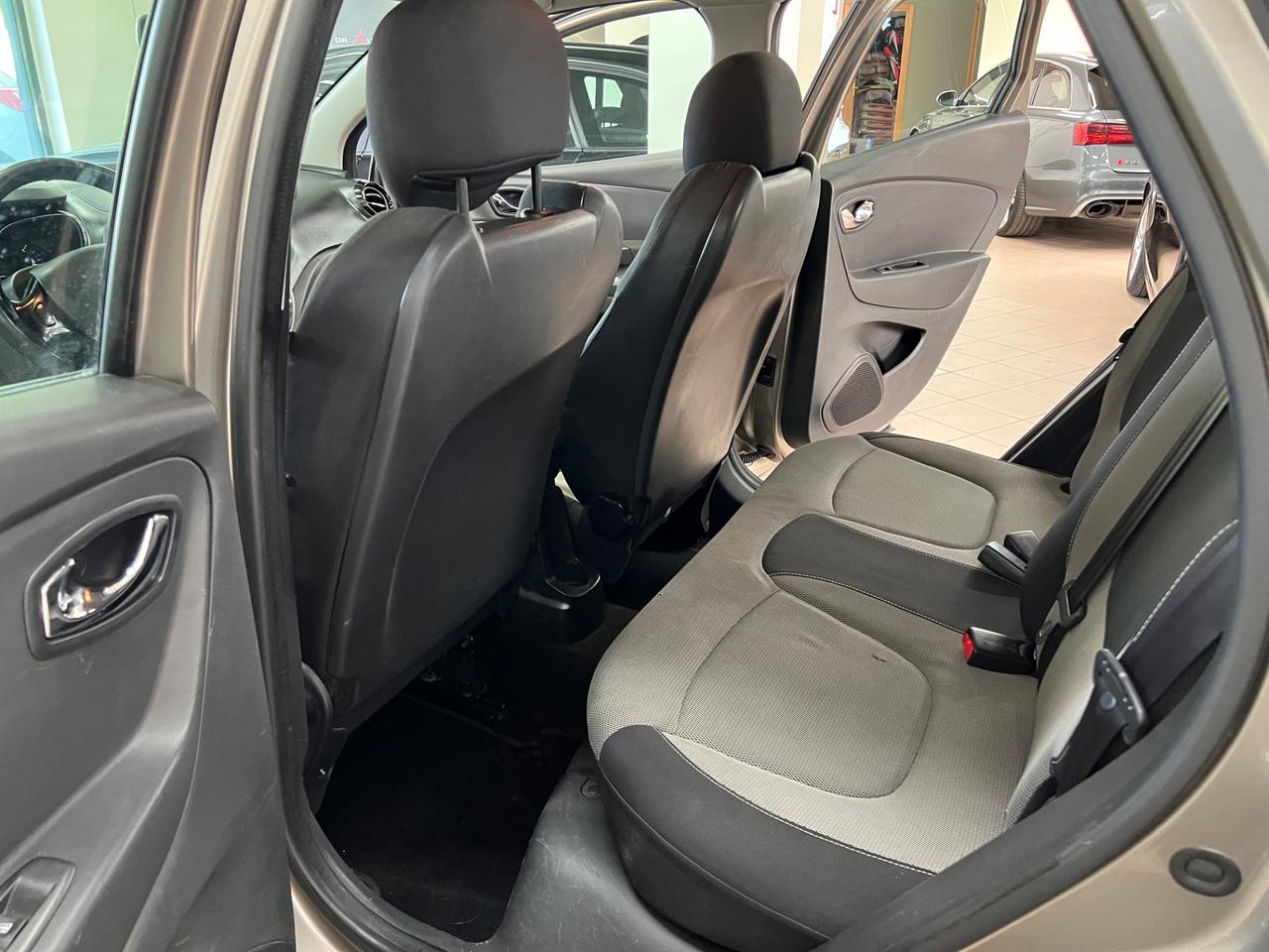 Renault Captur 1.5 dCi 8V 90 CV EDC Energy R-Link