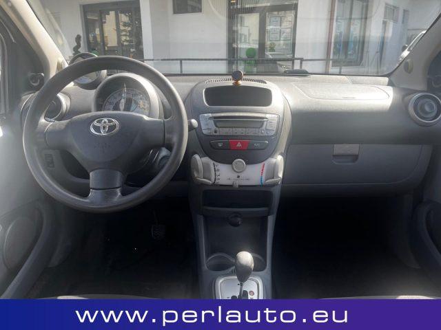 TOYOTA Aygo 1.0 12V 5 porte Sol CAMBIO AUTOMATICO