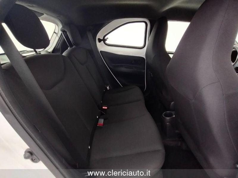 Toyota Aygo X 1.0 VVT-i 72 CV 5 porte Lounge