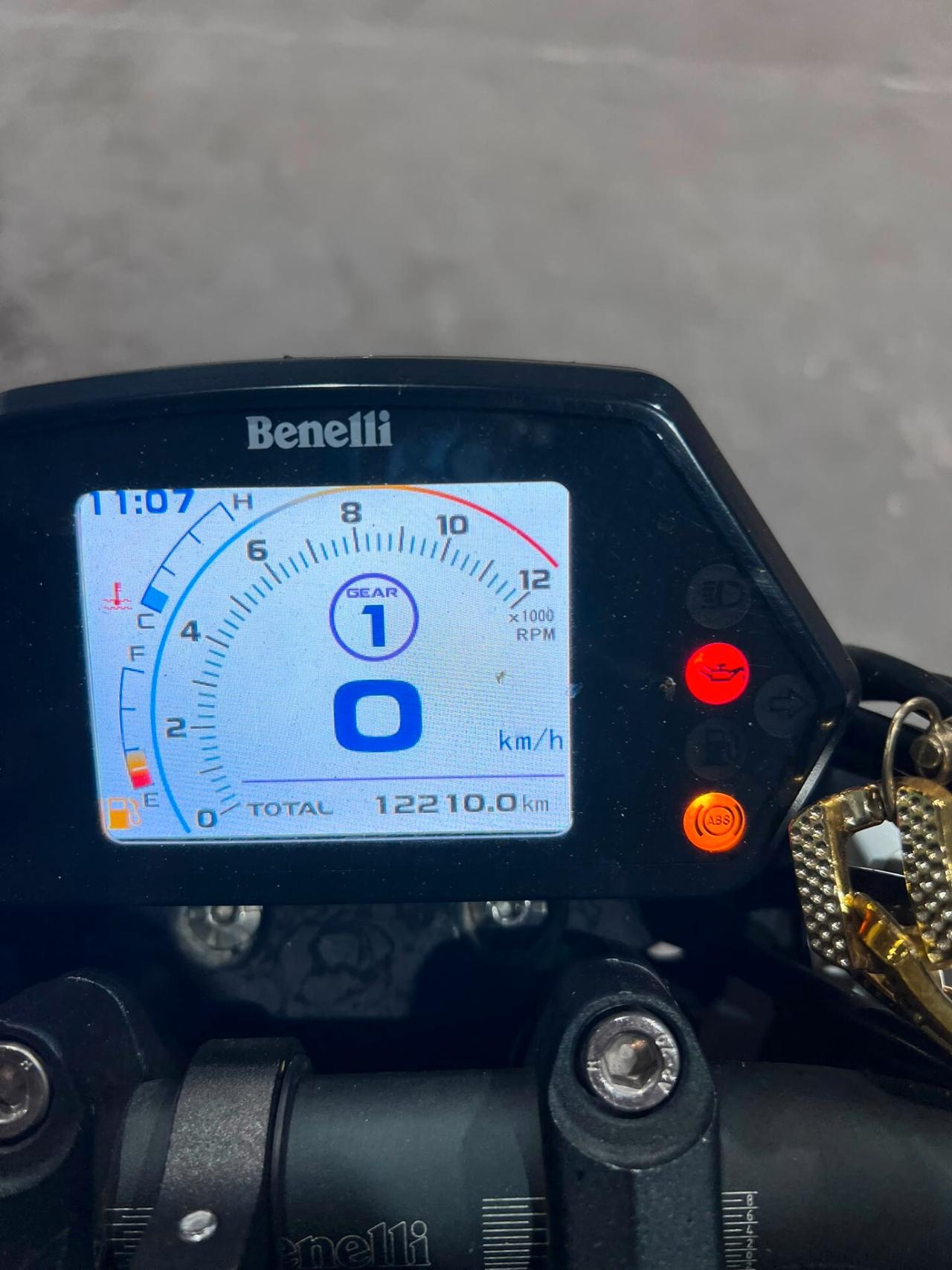 Benelli 502C CRUISER