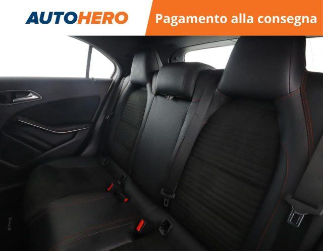 MERCEDES-BENZ A 200 d Premium