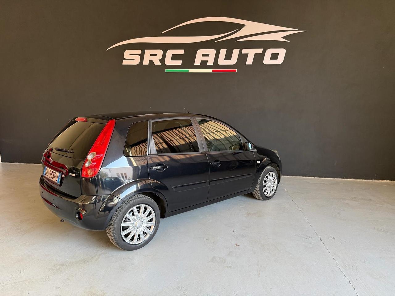 Ford Fiesta 1.4 TDCi 5p. Ghia