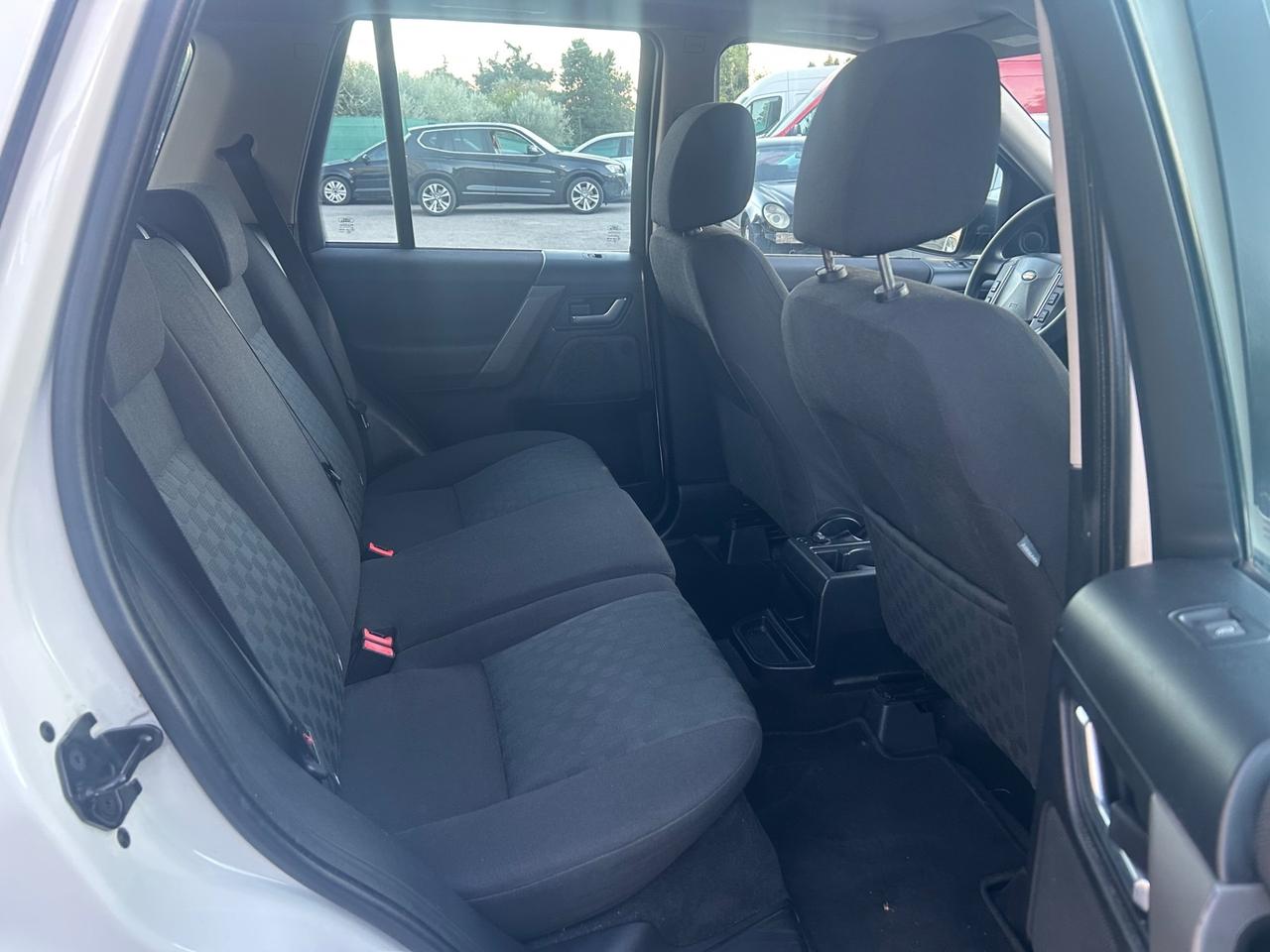 Land Rover Freelander 2.2 TD4 4X4