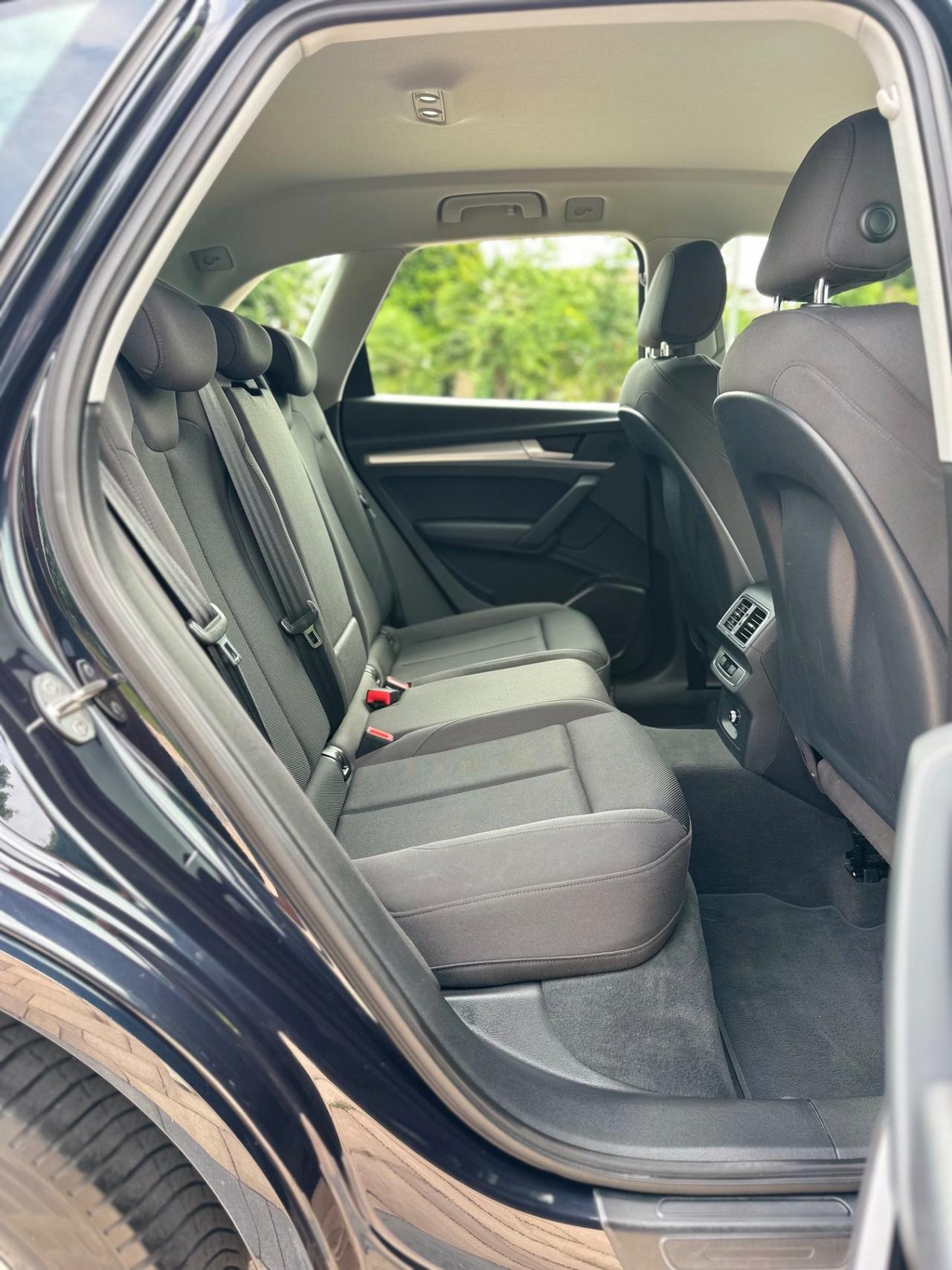 Audi Q5 2.0 TDI quattro S tronic Business