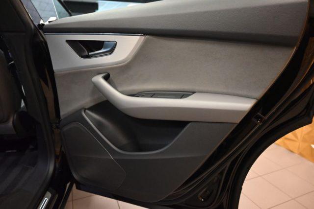 AUDI Q8 55 TFSI Q.TIP.SPORT ATT.2XS-LINE BLACKLINE 22"FULL