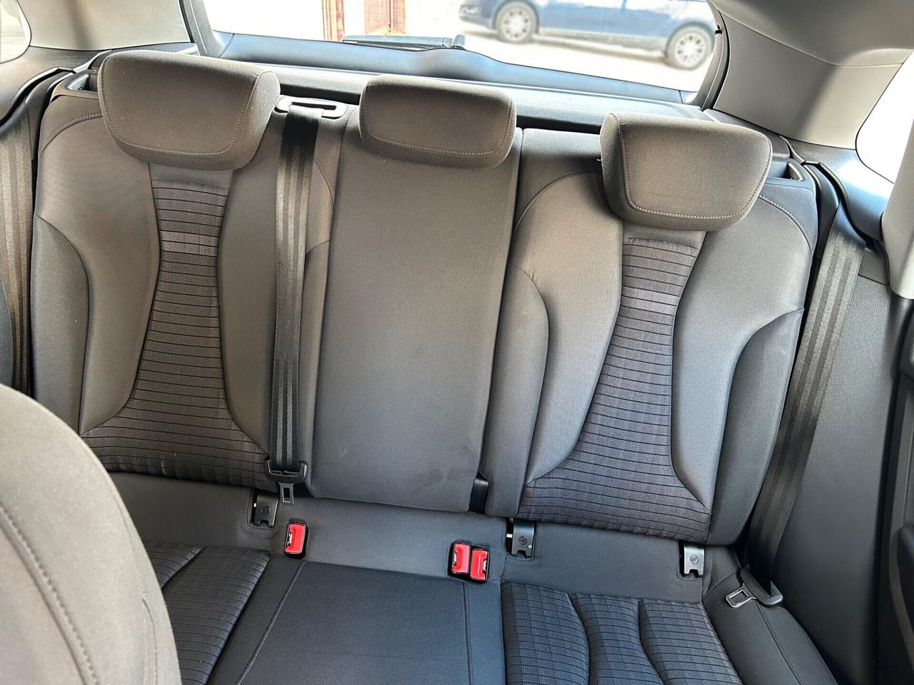 Audi A3 SPB 2.0 TDI S tronic Sport