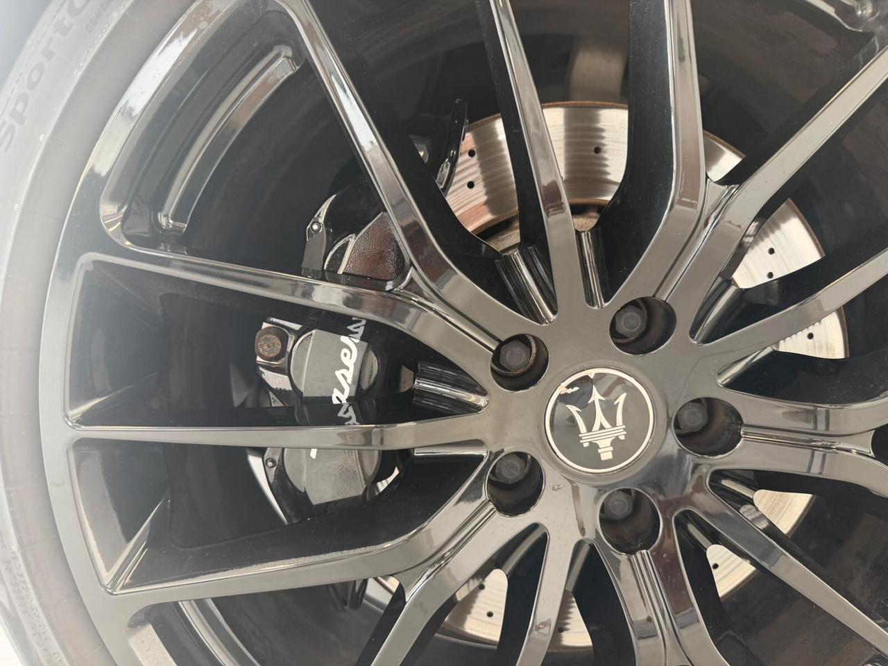 Maserati Ghibli V6 Diesel 275 CV Gransport