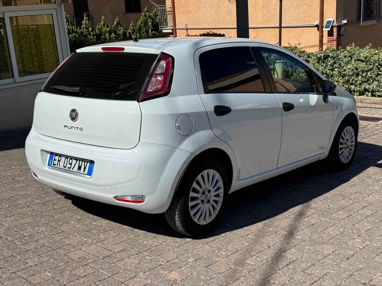 Fiat Punto 1.3 MJT II 75 CV 5 porte Street