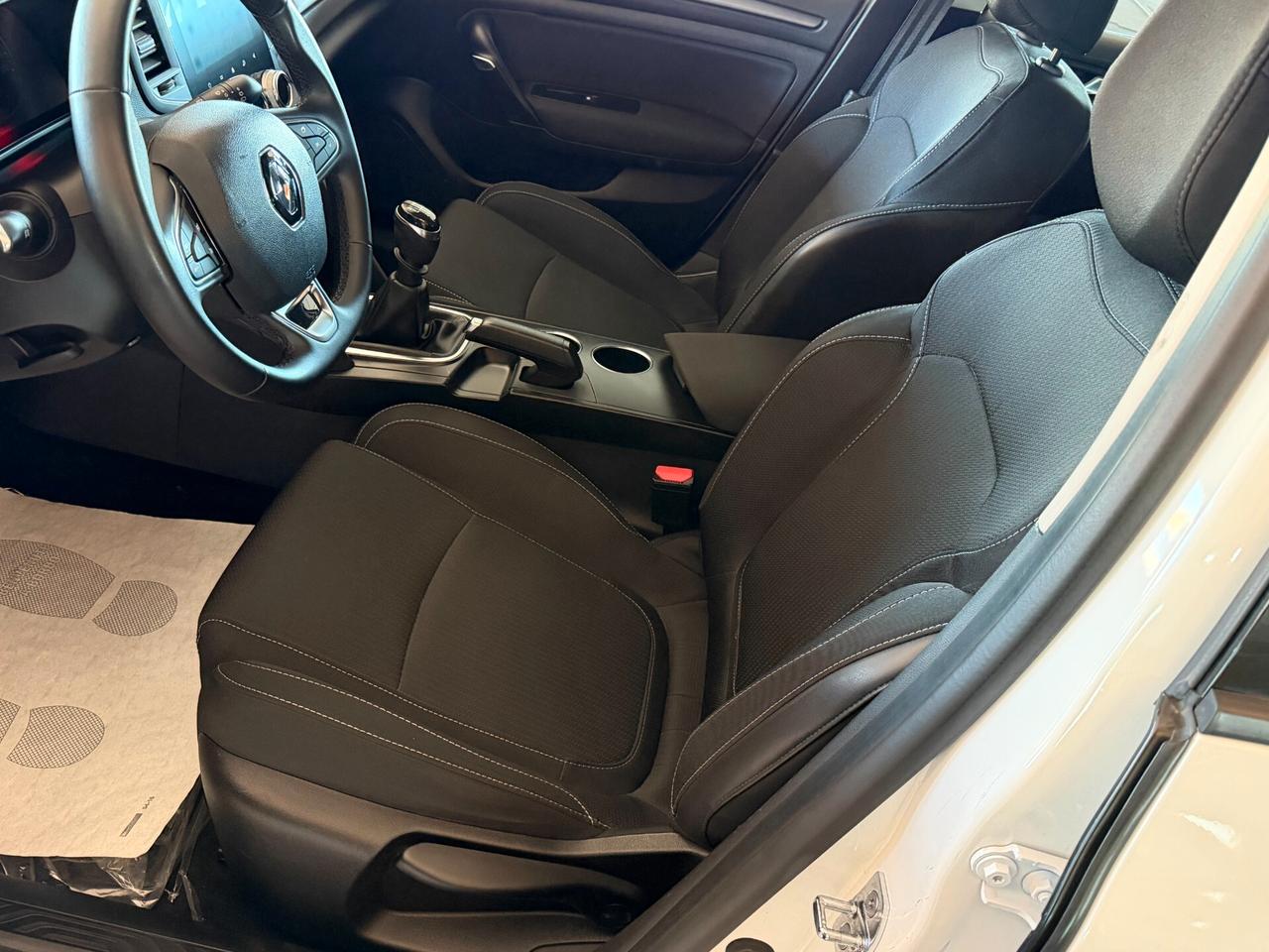 Renault Megane 1.5 BLUEDCI 115 cv. 5 porte BUSINESS (Nav)