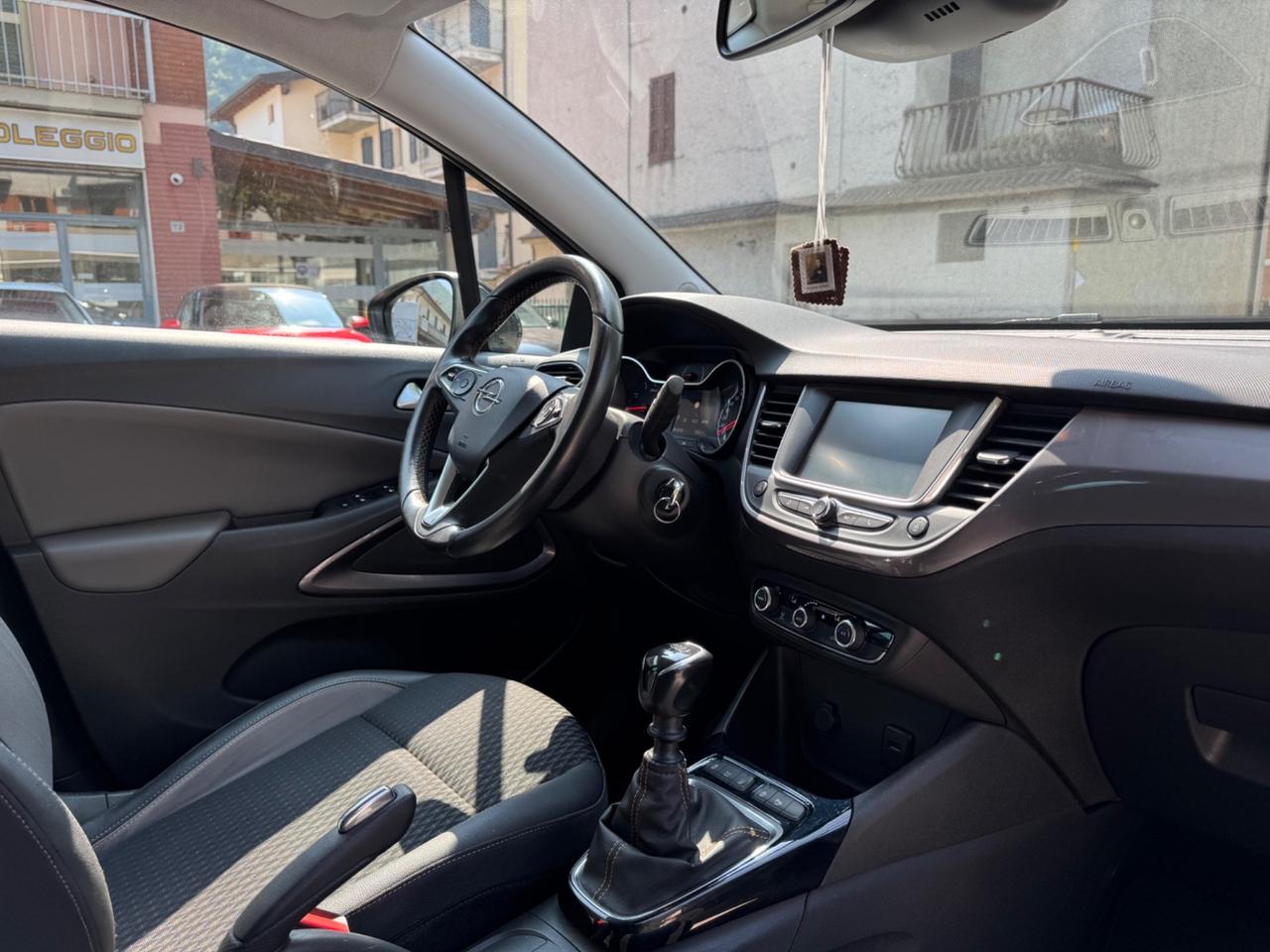 Opel Crossland X TAGLIANDTA - CON SOLI 63.000KM